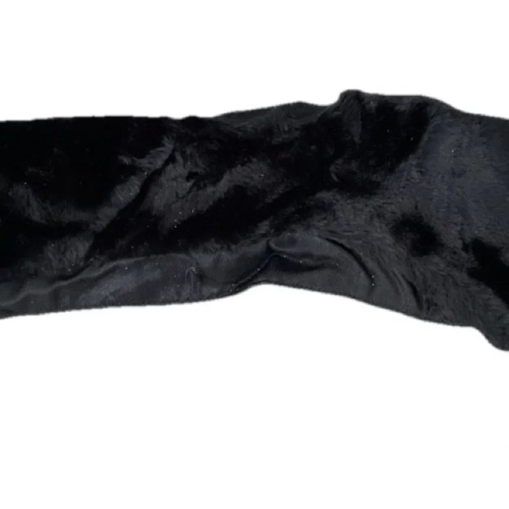 VINTAGE Black FAUX FUR COLLAR With Button Closure